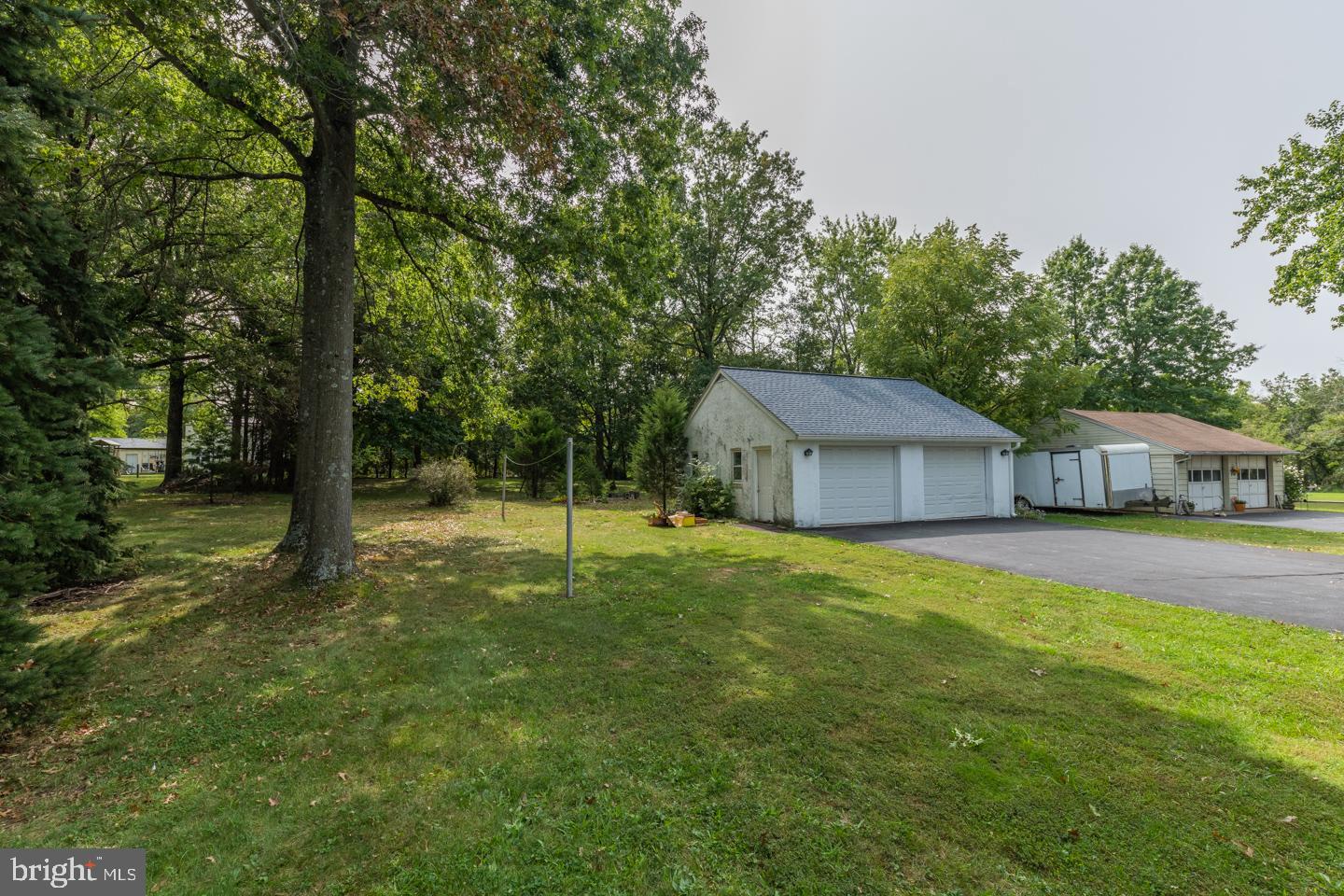 2905 Line Lexington Road Hatfield, PA 19440 - Photo 3 of 18 Gallery Image 3