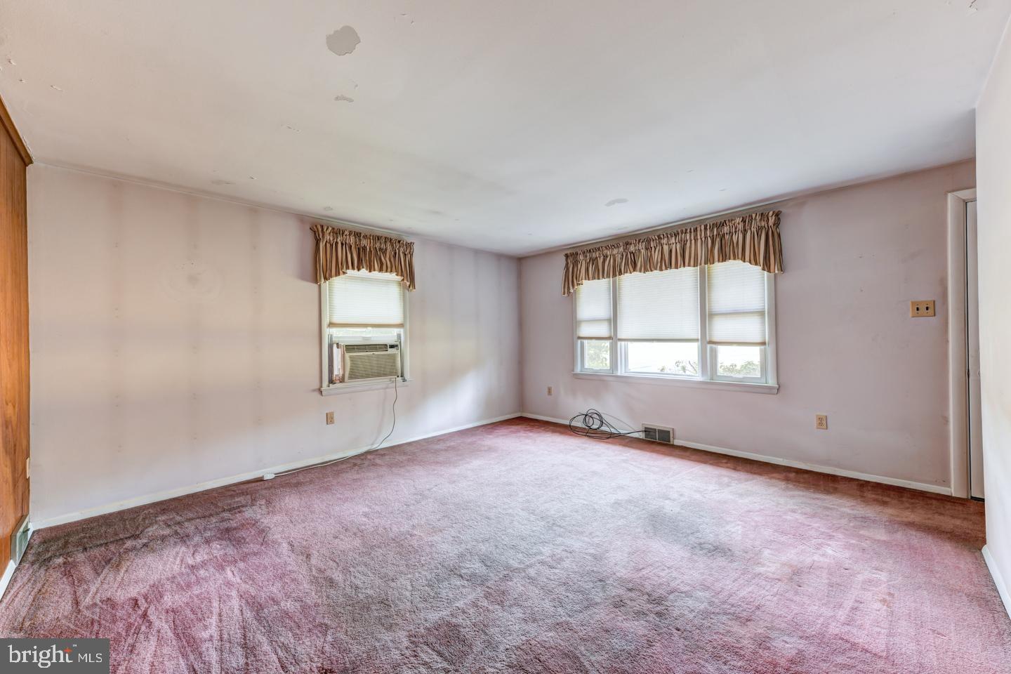 2905 Line Lexington Road Hatfield, PA 19440 - Photo 9 of 18 Gallery Image 9