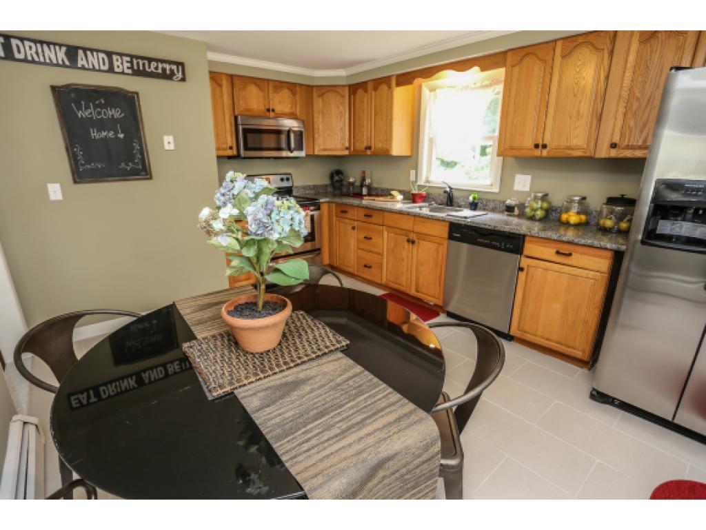18 Butler Street Salem, NH 03079 - Photo 11 of 27
