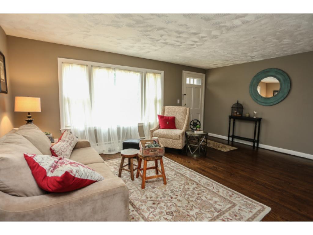 18 Butler Street Salem, NH 03079 - Photo 5 of 27