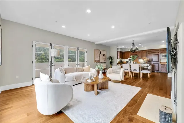 $1,150,000 | 975 Silver Spur Road, Rolling Hills Estates, CA 90274