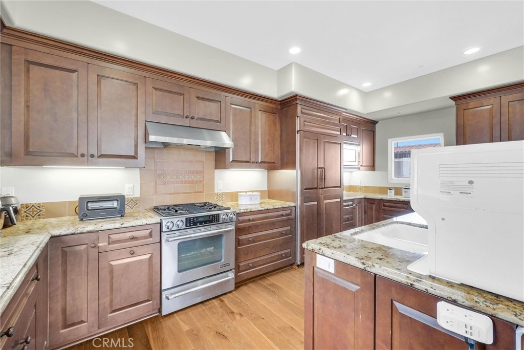 975 Silver Spur Road Rolling Hills Estates, CA 90274 - Photo 10 of 23