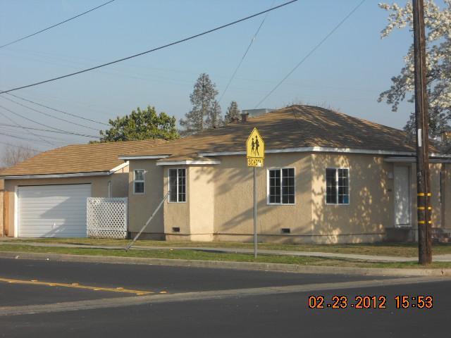 1006 C Street Reedley, CA 93654 - Photo 5 of 6