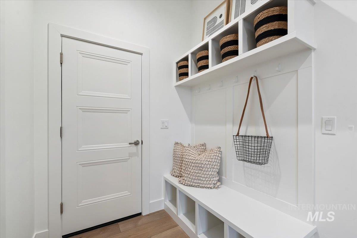 1297 Chena Street Middleton, ID 83644 - Photo 30 of 38 Mudroom featuring light wood-style flooring