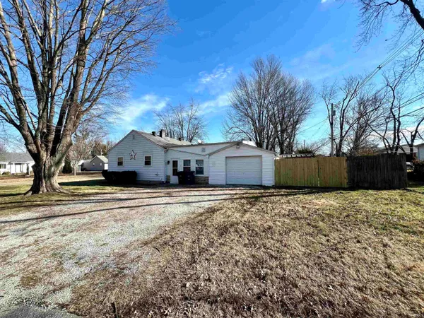 $155,000 | 1801 Ravenswood Drive, Evansville, IN 47714