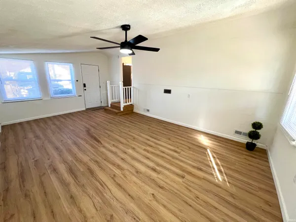 $155,000 | 1801 Ravenswood Drive, Evansville, IN 47714