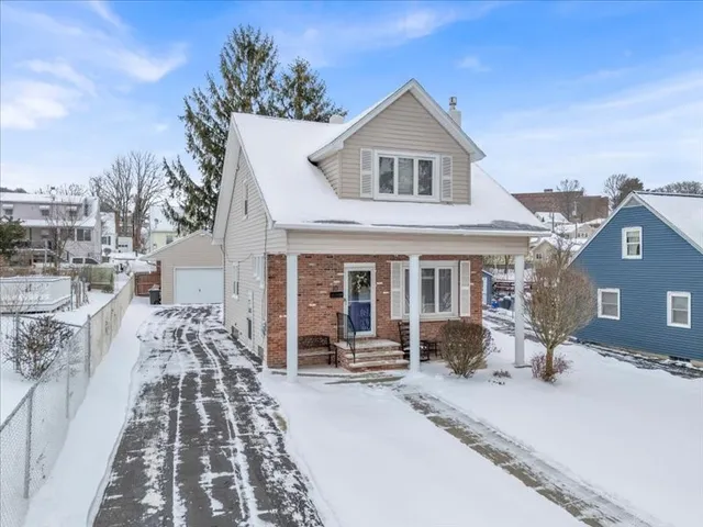 $185,000 | 10 English Street, Binghamton, NY 13904