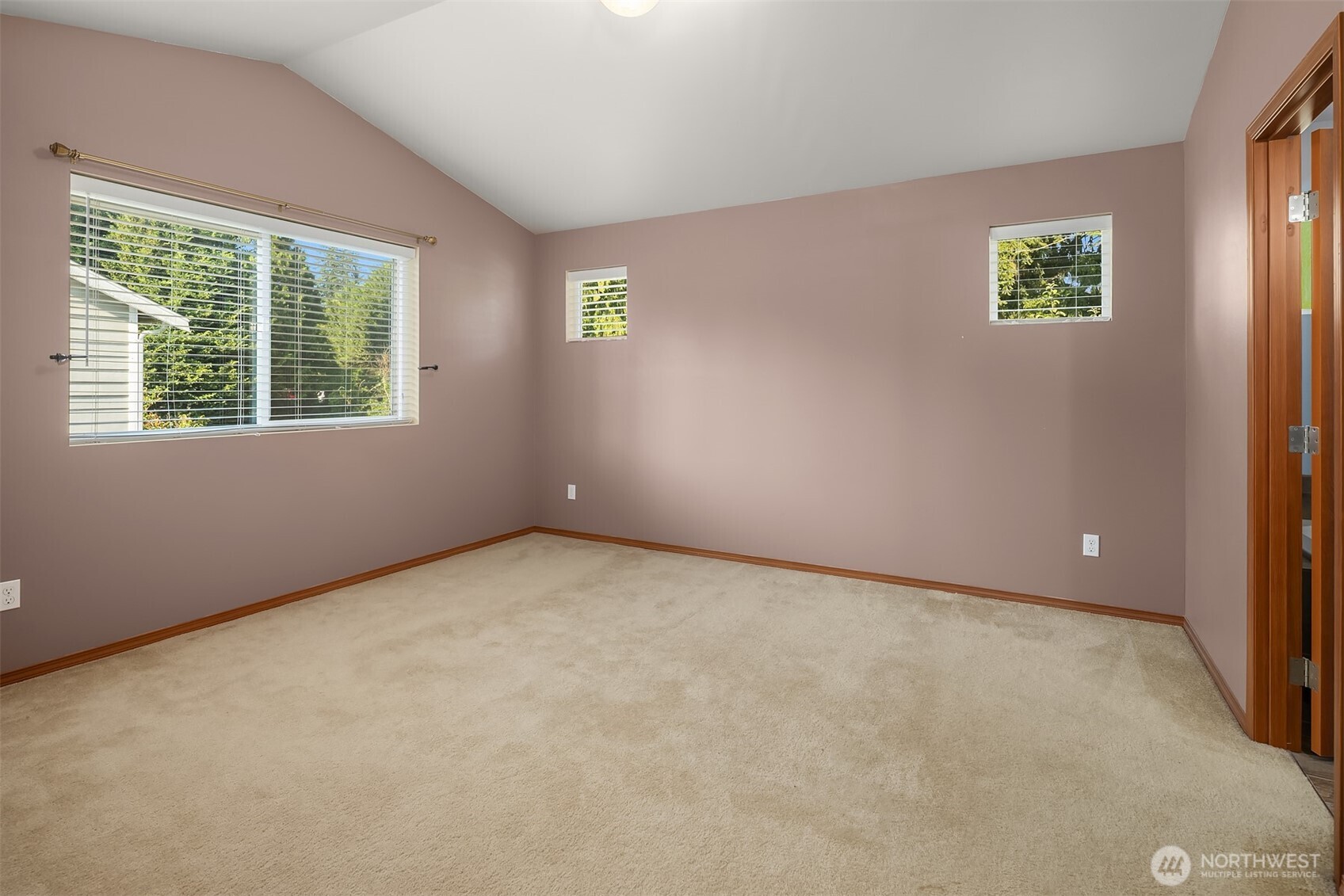 8313 Upper Ridge Road, Unit 2 Everett, WA 98203 - Photo 21 of 32 Gallery Image 21