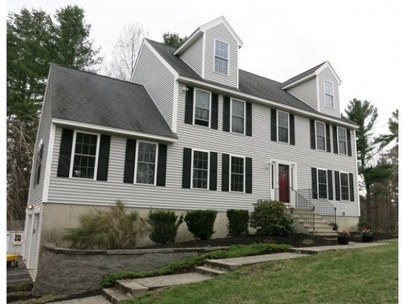 82 Beech Hill Road Exeter, NH 03833 - Photo 1 of 1