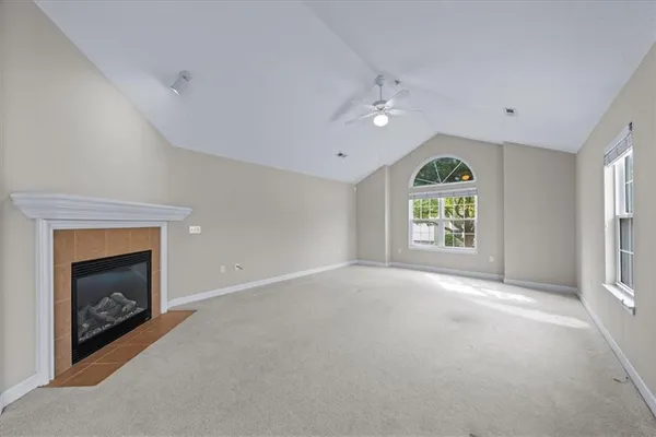 $389,000 | 7127 Meadow View Street, Shawnee, KS 66227