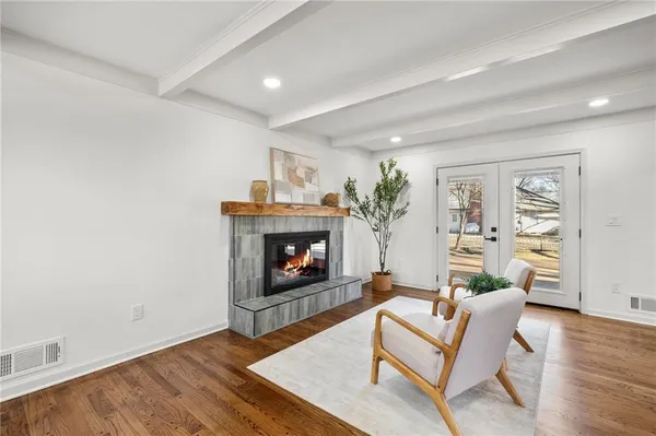 $849,000 | 3520 West 93rd Street, Leawood, KS 66206