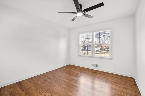 $849,000 | 3520 West 93rd Street, Leawood, KS 66206