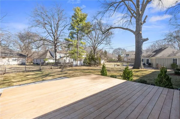 $849,000 | 3520 West 93rd Street, Leawood, KS 66206
