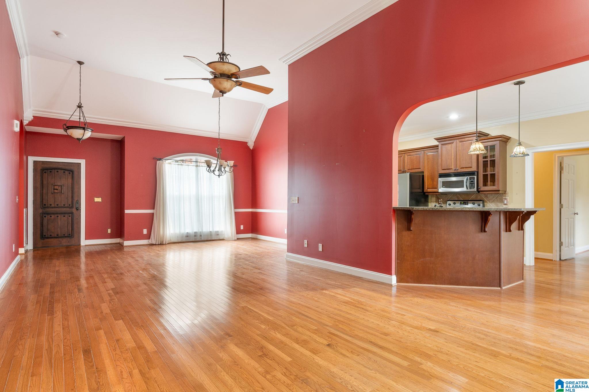 401 Cornwall Drive Alabaster, AL 35114 - Photo 9 of 32