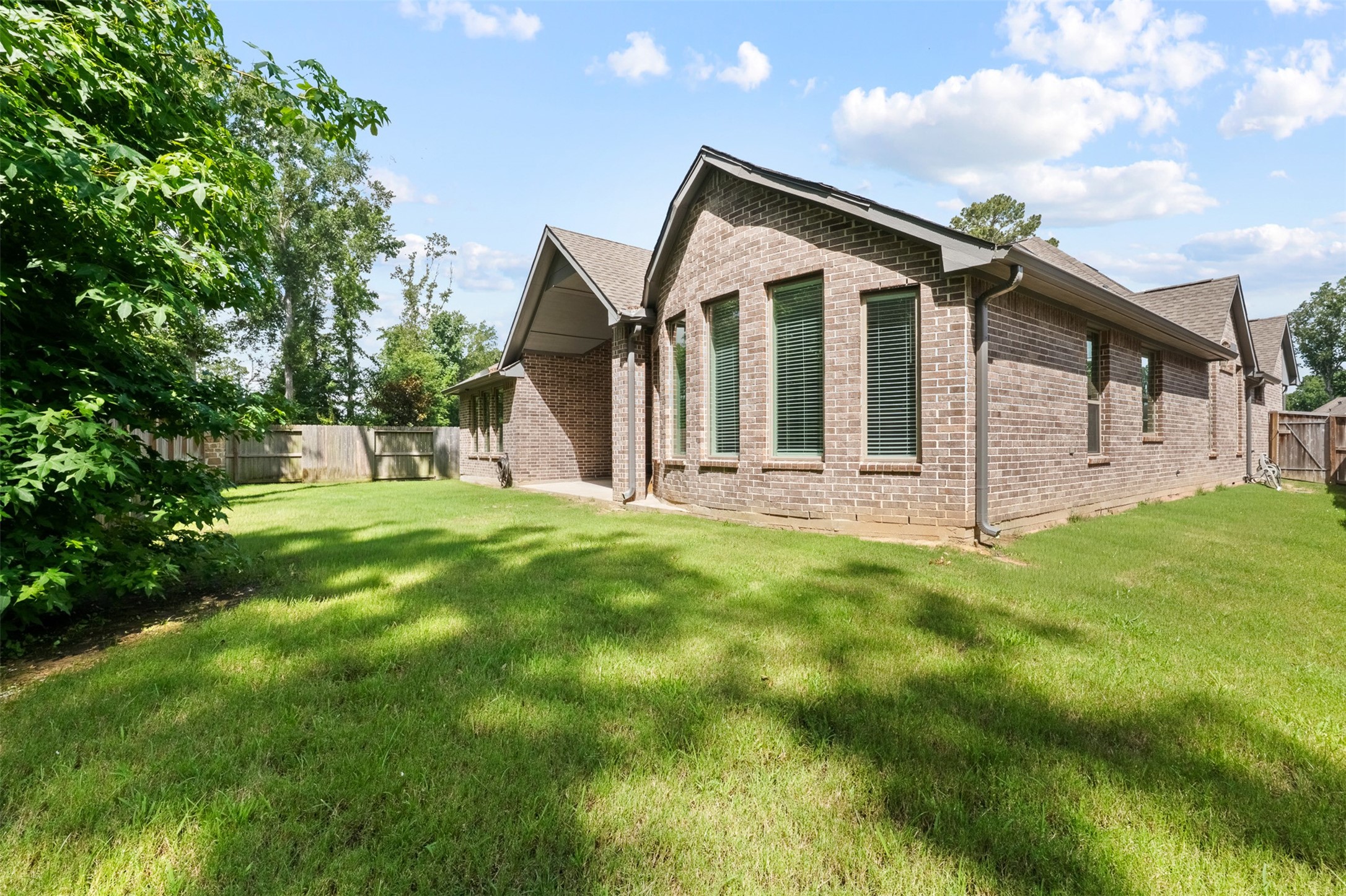 8022 McKittrick Ridge Drive Porter, TX 77365 - Photo 36 of 44 Homes with large back yard Texas