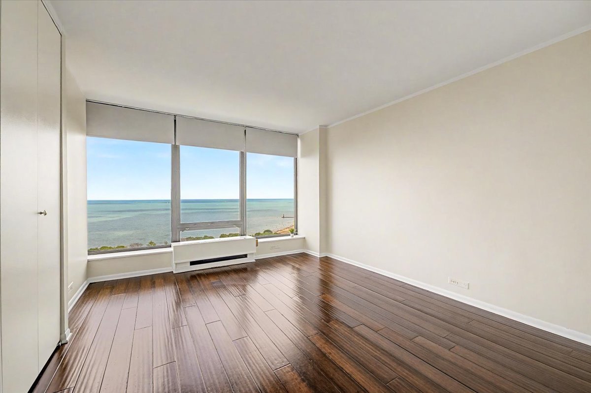 5445 North Sheridan Road, Unit 2506 Chicago, IL 60640 - Photo 9 of 14 Gallery Image 9