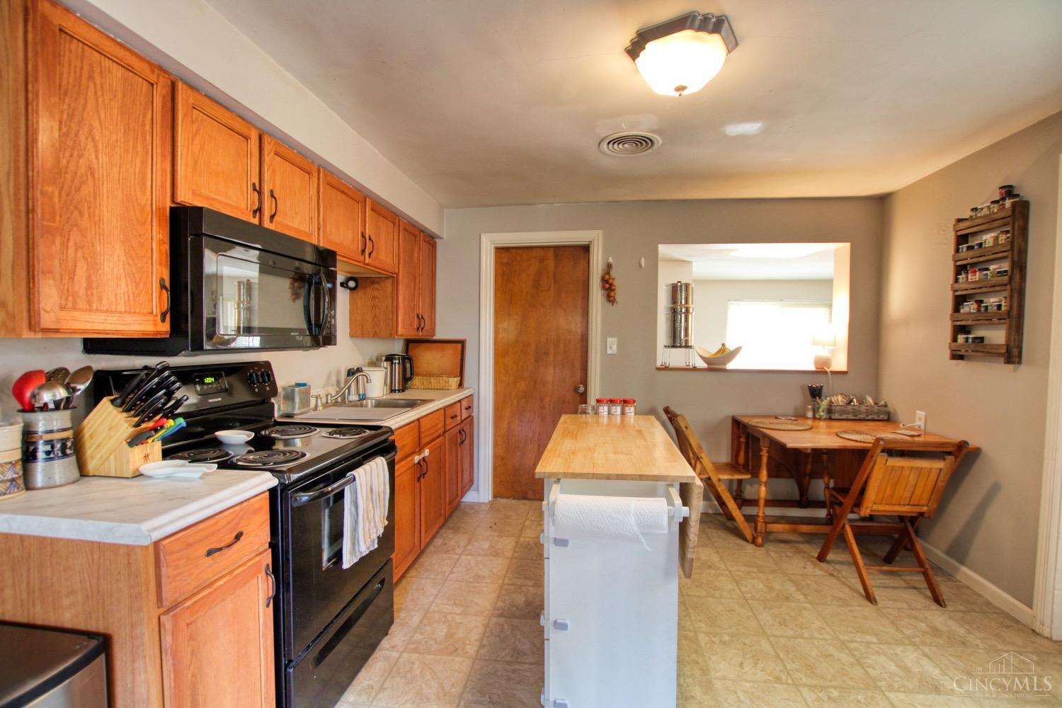 3560 Powner Road Cincinnati, OH 45248 - Photo 6 of 13
