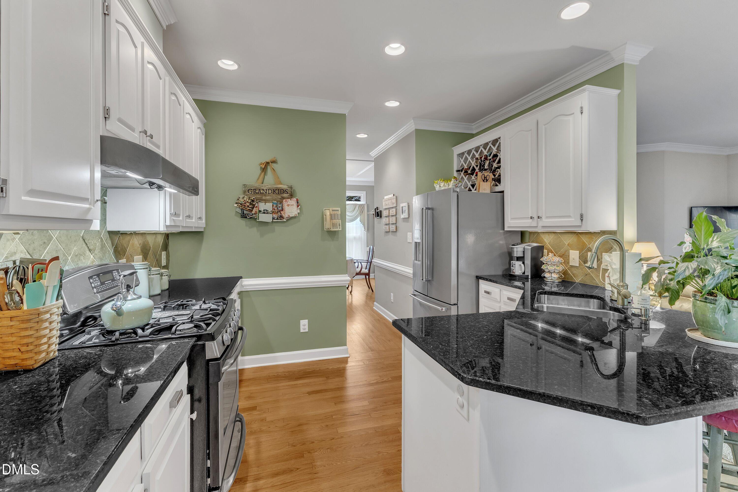 7613 Percy Court Raleigh, NC 27613 - Photo 13 of 41 27-7613 Percy Court-37