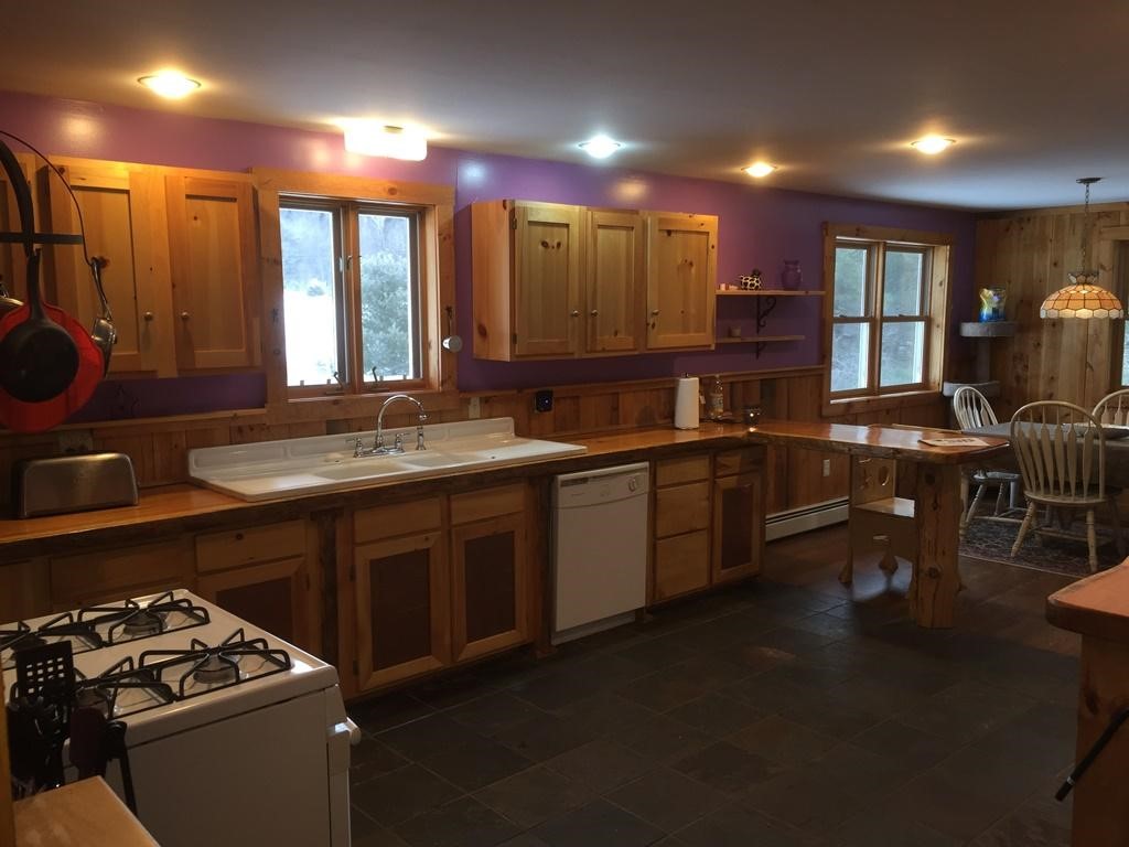 907 Perch Pond Road Lisbon, NH 03585 - Photo 8 of 32