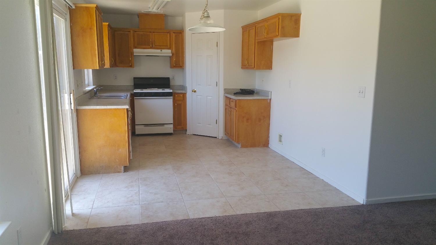 1589 East Santa Rosa Street Reedley, CA 93654 - Photo 3 of 15 Gallery Image 3