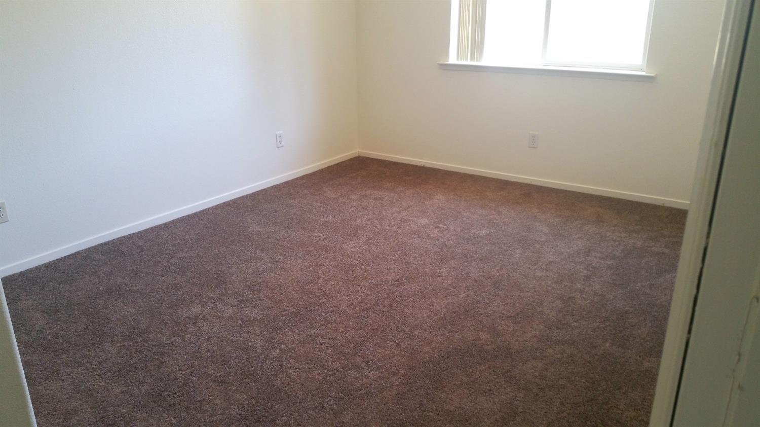 1589 East Santa Rosa Street Reedley, CA 93654 - Photo 8 of 15 Gallery Image 8