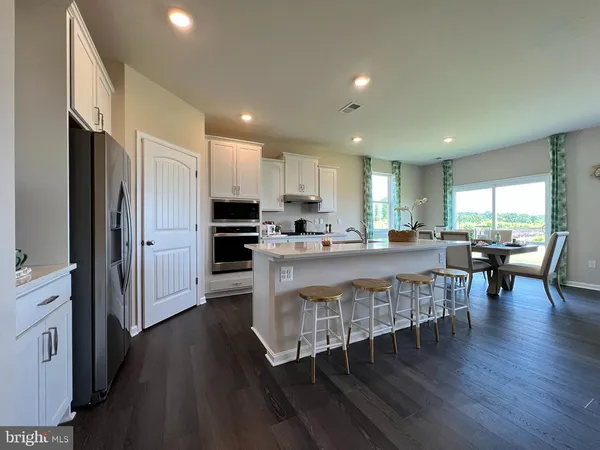 $556,490 | 34332 East Lake Lane, Millville, DE 19967