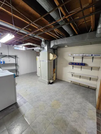 $195,000 | 15447 Anthony Street, Romulus, MI 48174