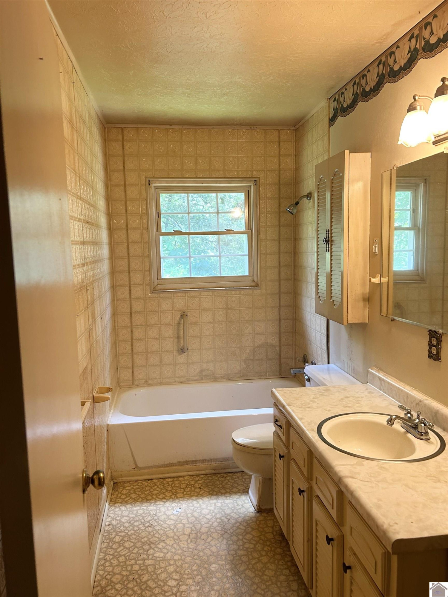 2153 Horace Barnes Road Calvert City, KY 42029 - Photo 12 of 17 Bathroom