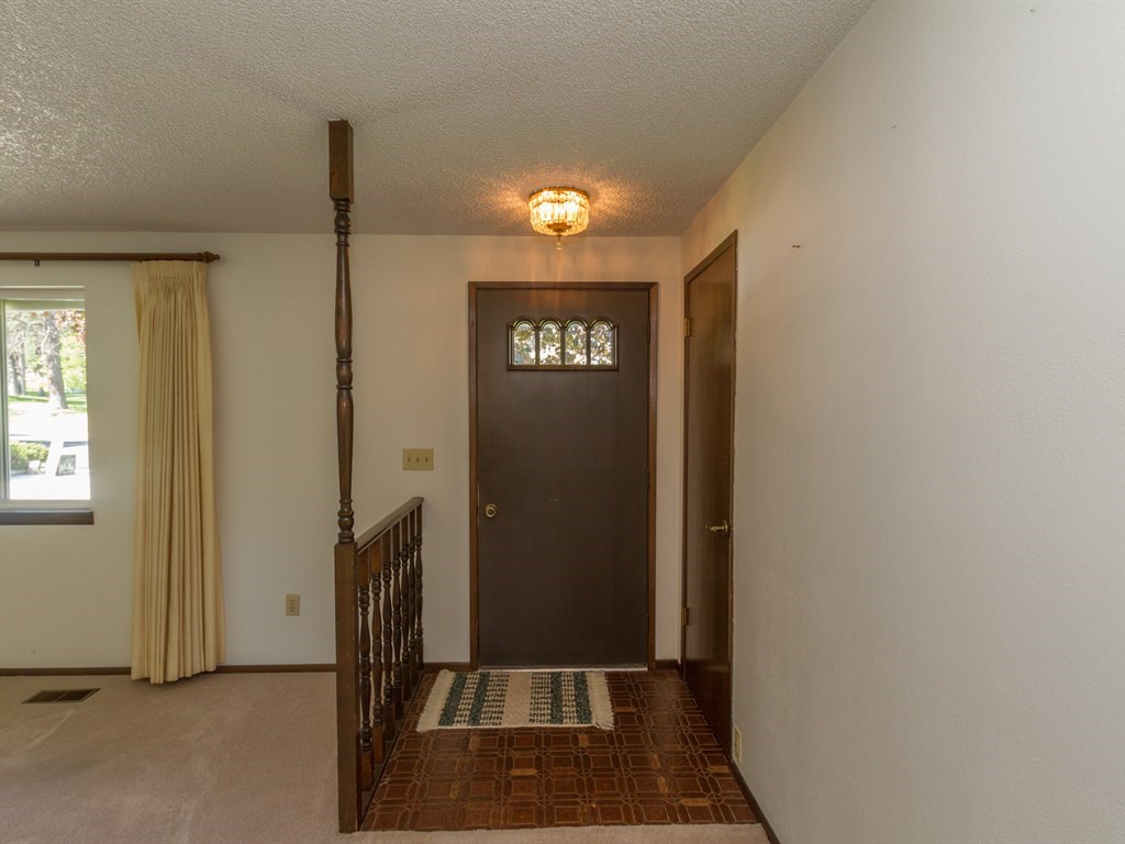 1705 South Bettman Road Spokane, WA 99212 - Photo 2 of 20 Gallery Image 2