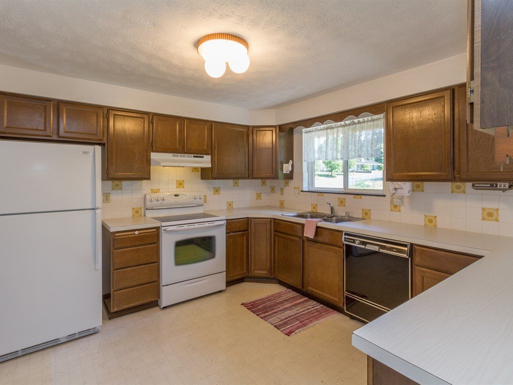 1705 South Bettman Road Spokane, WA 99212 - Photo 5 of 20 Gallery Image 5