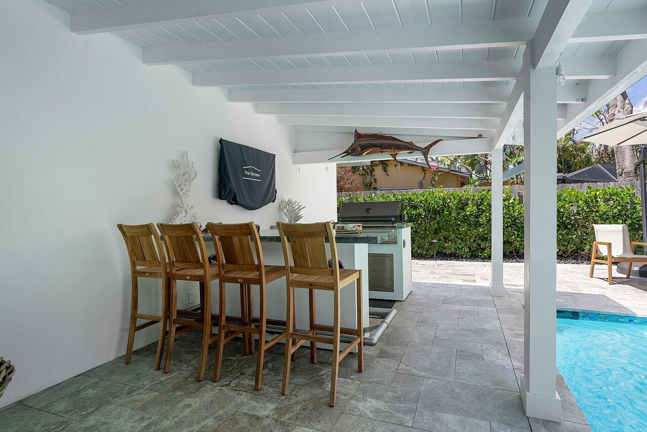 911 Southwest 27th Terrace Boynton Beach, FL 33435 - Photo 31 of 55 Built in Barbecue Are