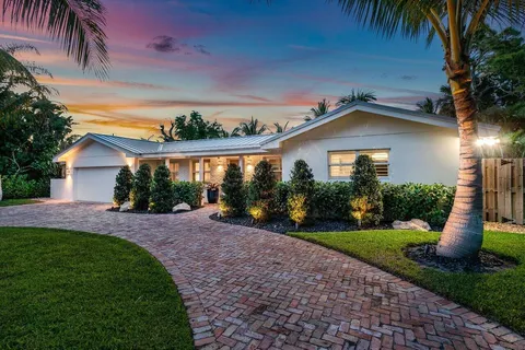$1,425,000 | 911 Southwest 27th Terrace, Boynton Beach, FL 33435