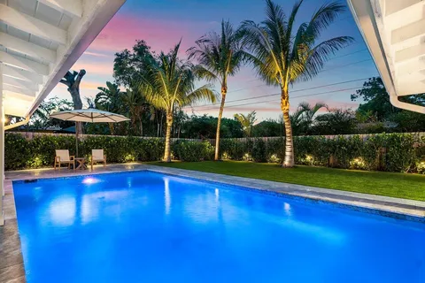 $1,425,000 | 911 Southwest 27th Terrace, Boynton Beach, FL 33435