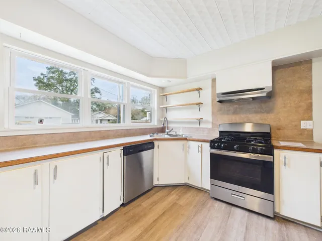 $1,550 | 528 St Julien Avenue, Lafayette, LA 70506