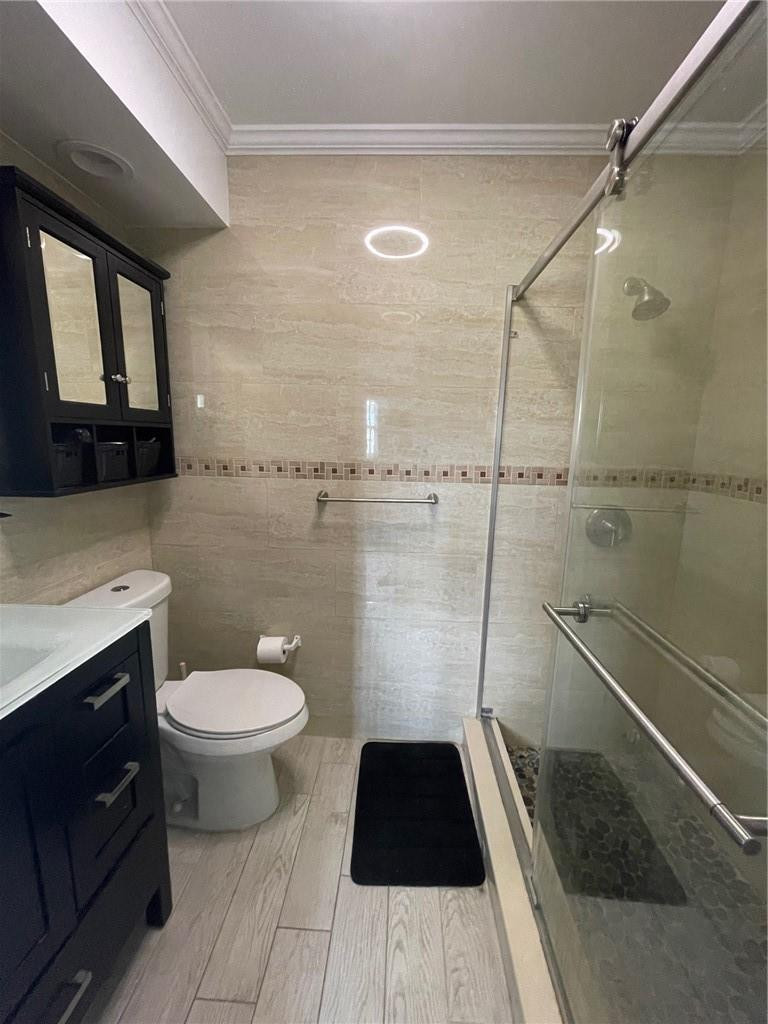 1248 Northwest 7th Street Boca Raton, FL 33486 - Photo 17 of 32 Master bath