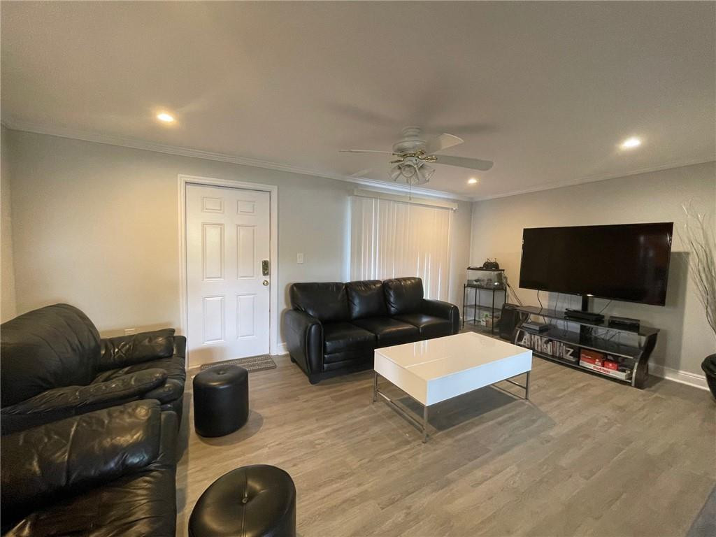1248 Northwest 7th Street Boca Raton, FL 33486 - Photo 6 of 32 family room