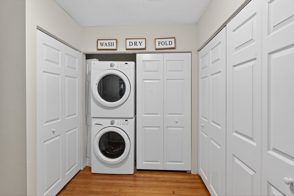 31 Elizabeth Street, Unit 202 Worcester, MA 01605 - Photo 16 of 30