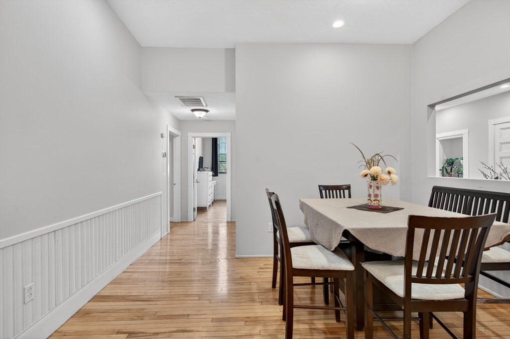 31 Elizabeth Street, Unit 202 Worcester, MA 01605 - Photo 19 of 30