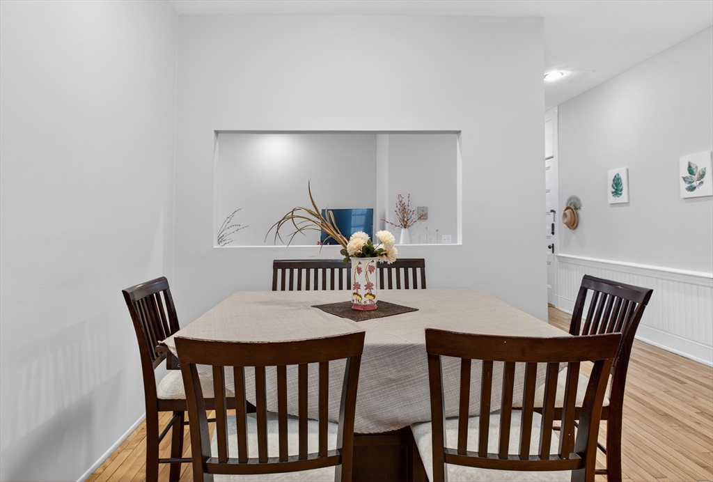 31 Elizabeth Street, Unit 202 Worcester, MA 01605 - Photo 6 of 30