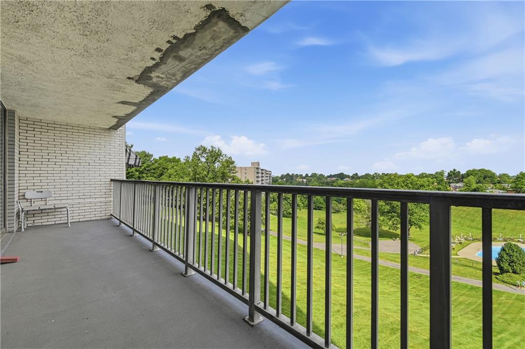 1150 Bower Hill Road, Unit 304C Pittsburgh, PA 15243 - Photo 19 of 25