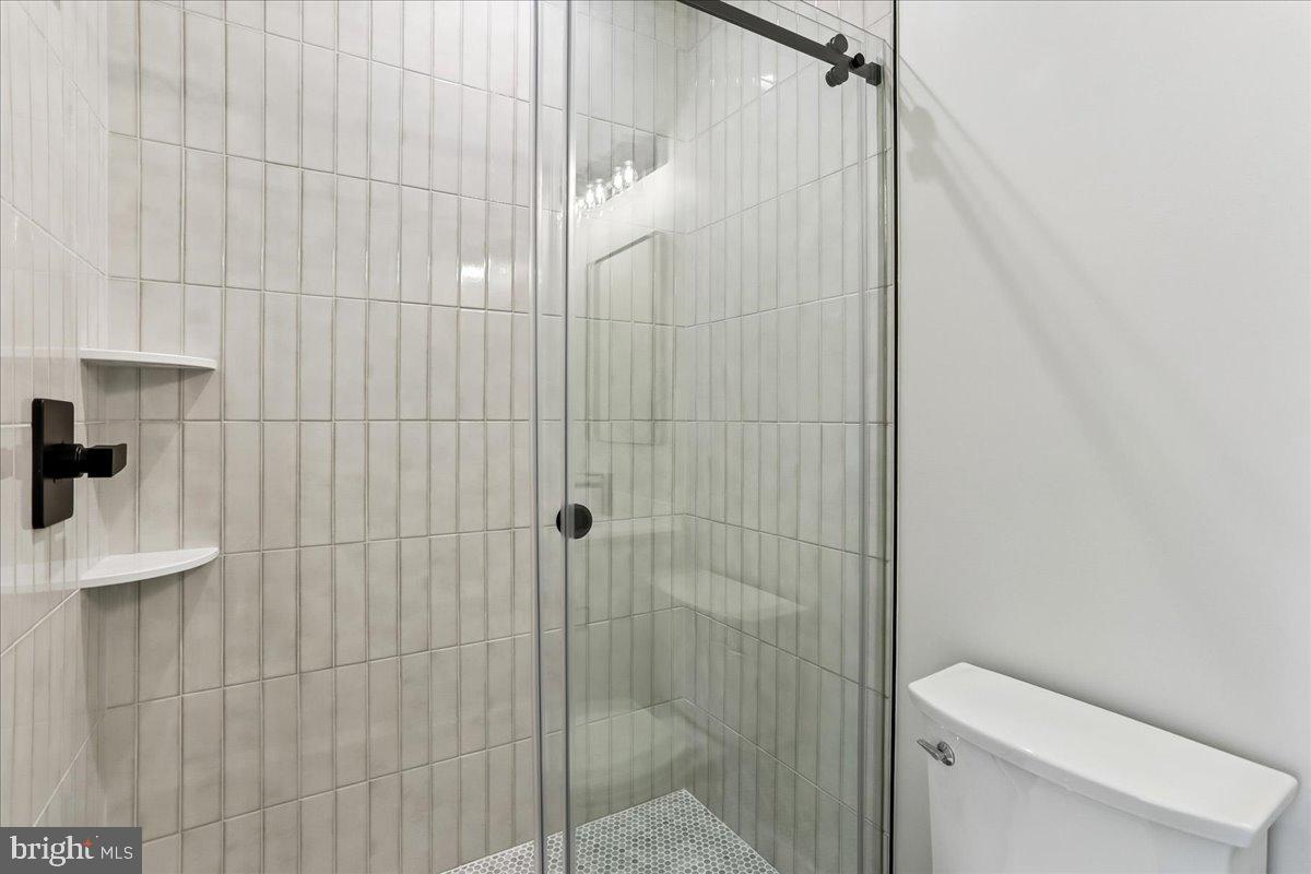 3929 Fulton Street Northwest, Unit A Washington, DC 20007 - Photo 36 of 79 Upper Level 2 Bathroom