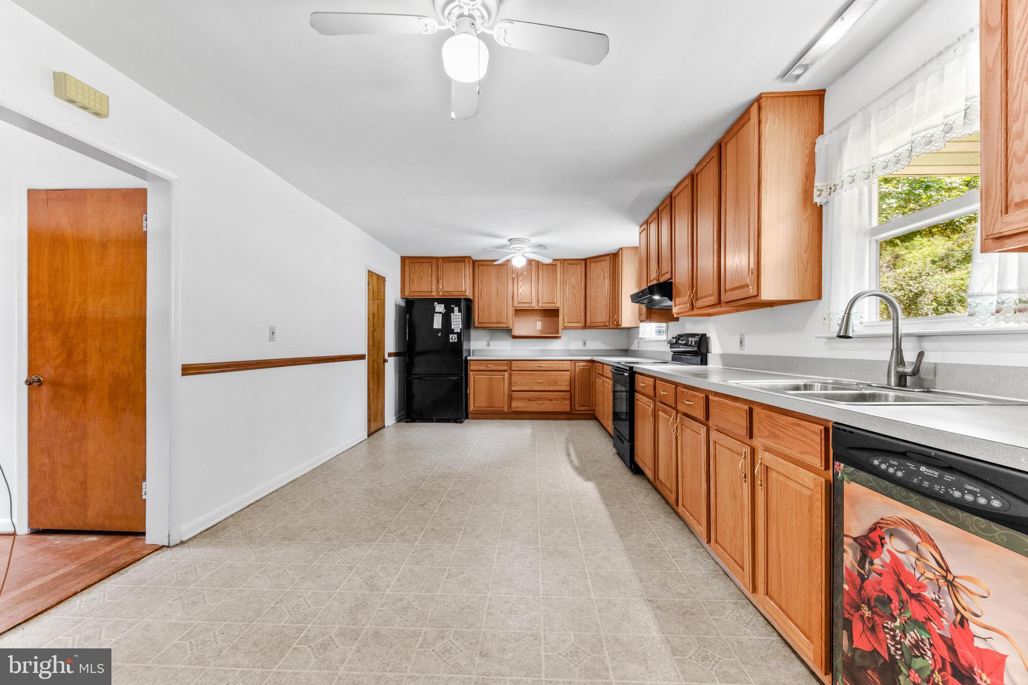 902 Bernoudy Road White Hall, MD 21161 - Photo 6 of 31