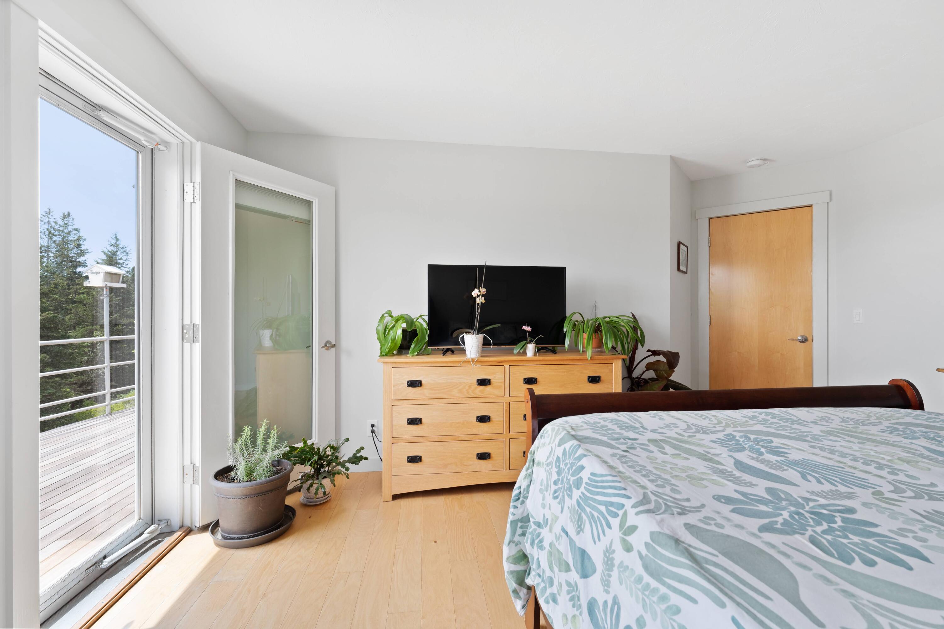 197 North Shore Road North Haven, ME 04853 - Photo 18 of 57 DSC03373