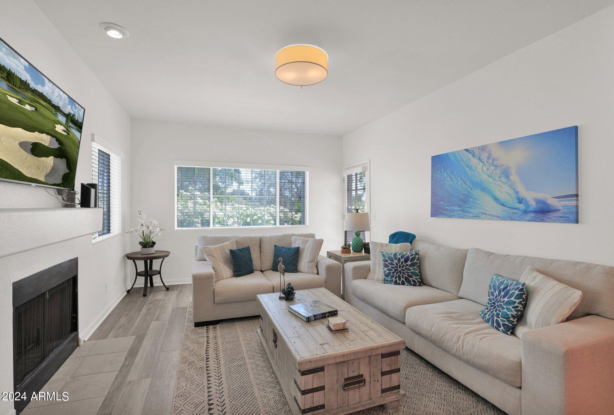 7710 East Gainey Ranch Road, Unit 251 Scottsdale, AZ 85258 - Photo 5 of 32 Great Room