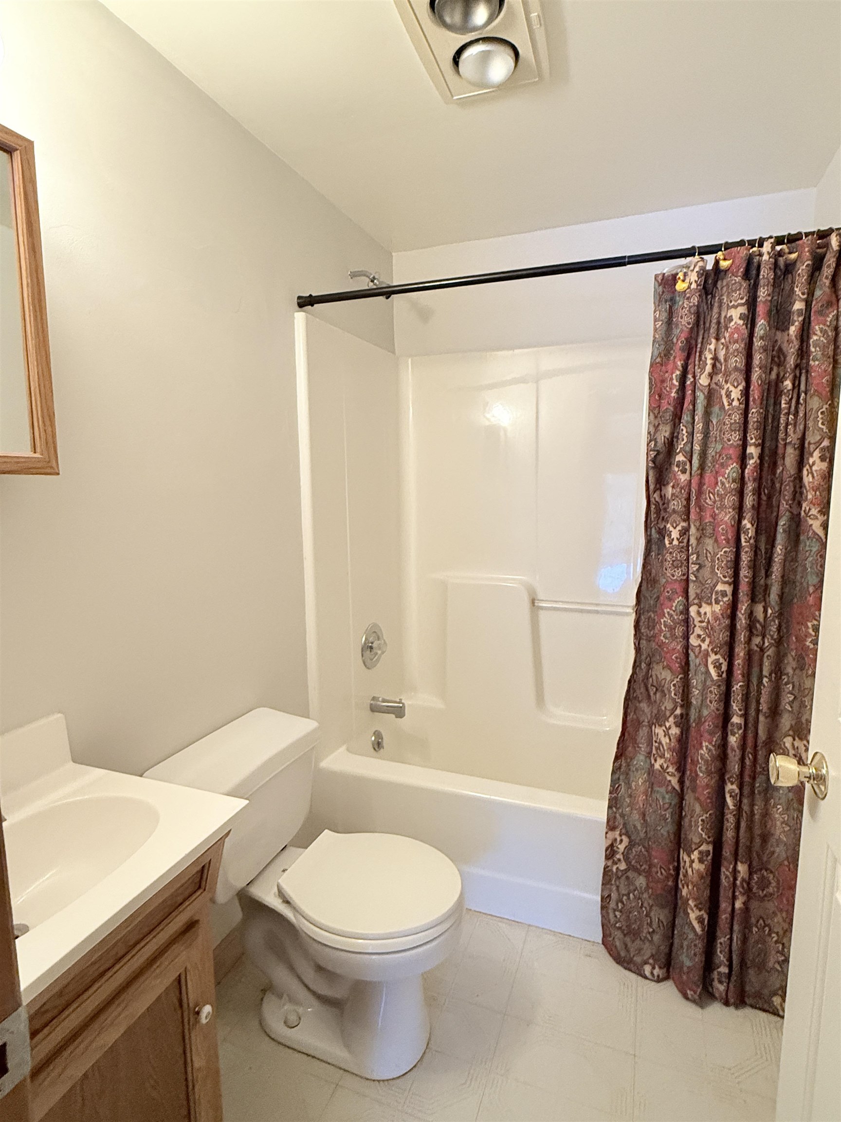 32 Plumley Avenue Ludlow, VT 05149 - Photo 8 of 31