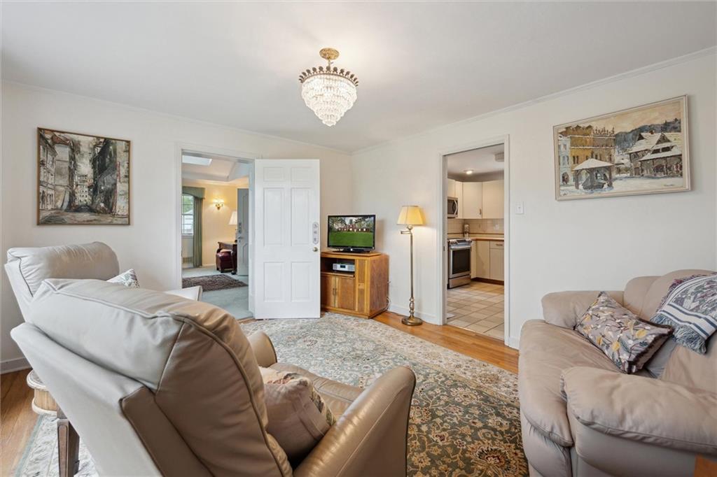 900 Field Club Road Pittsburgh, PA 15238 - Photo 11 of 44 Sitting room with access to living room and kitchen
