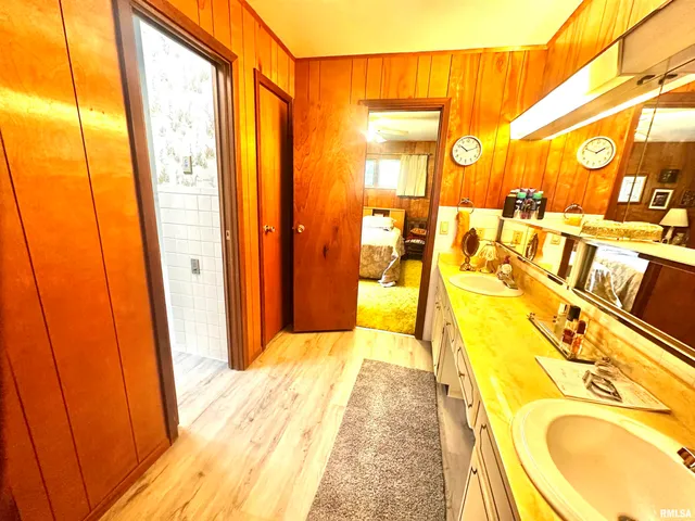 $169,900 | 57 Sherwood Drive, Centralia, IL 62801