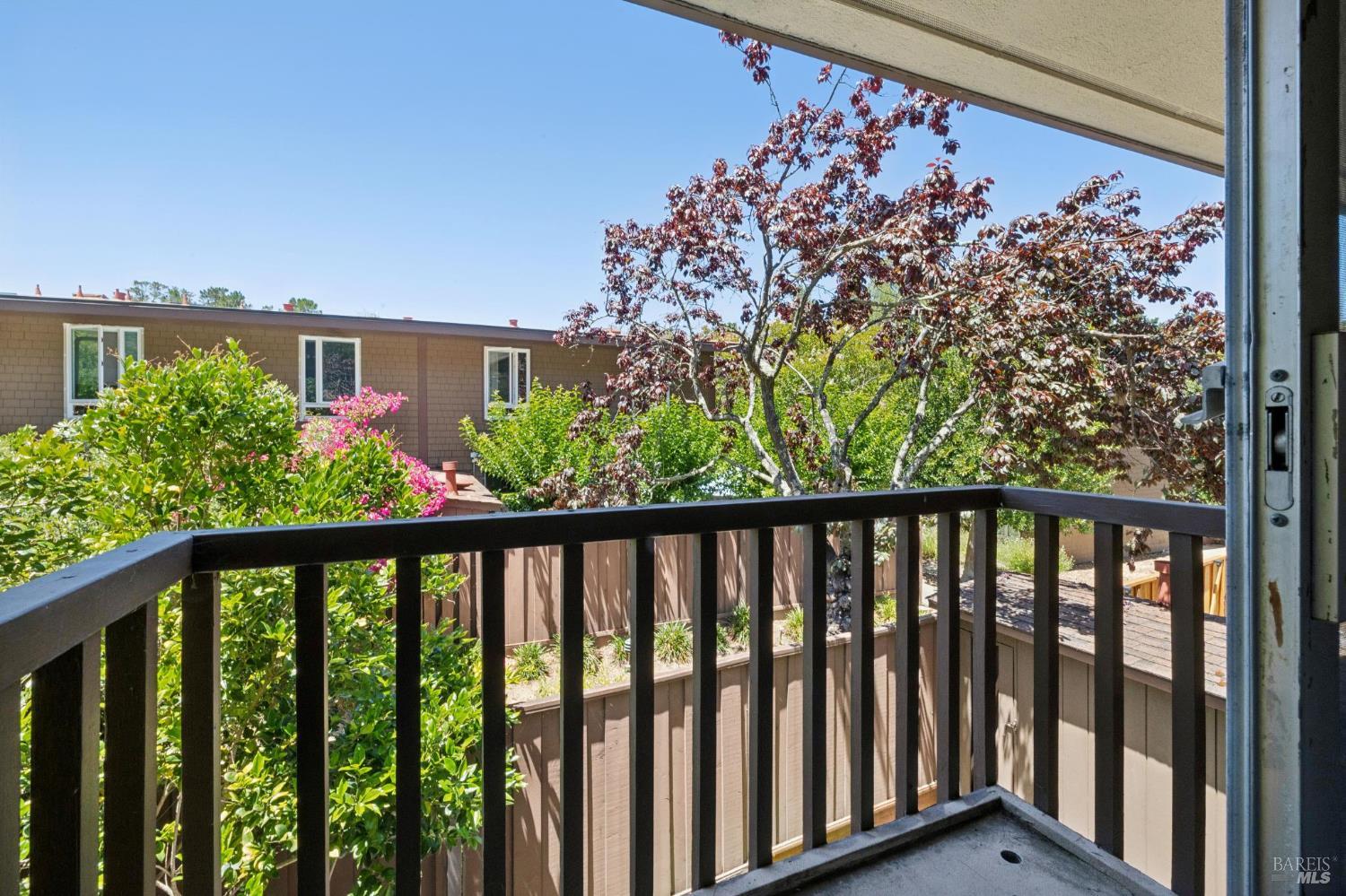 136 Surrey Lane San Rafael, CA 94903 - Photo 20 of 31