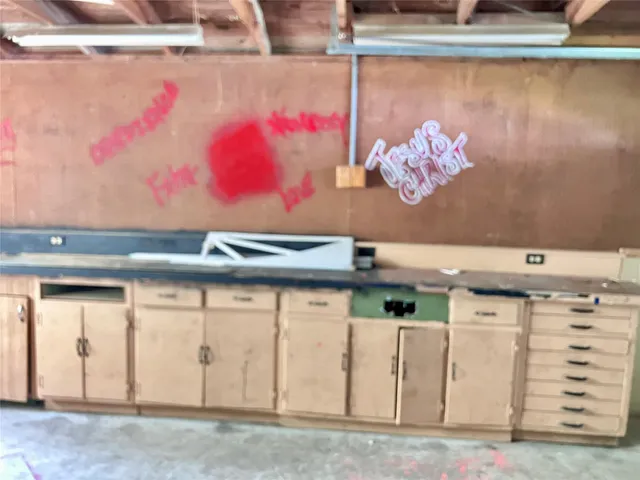 a view of utility room