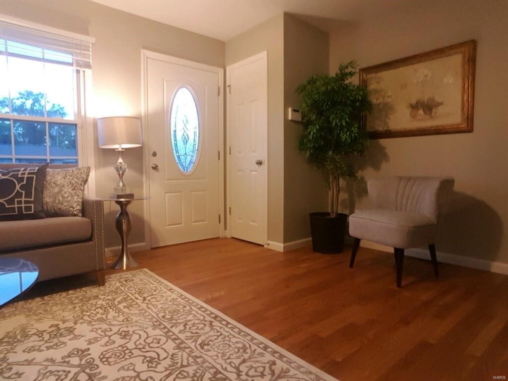 4623 Heege Road St. Louis, MO 63123 - Photo 2 of 14 Gallery Image 2